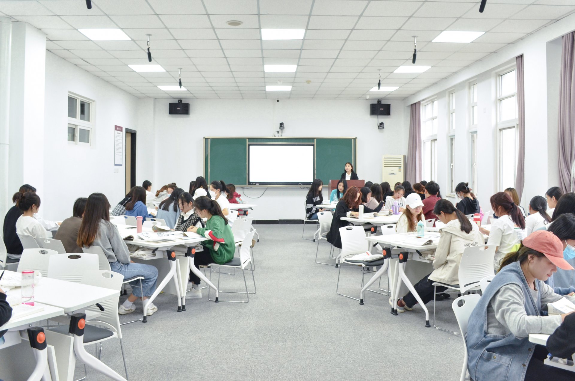 本专业培养能够适应新时代基础华彩赢家